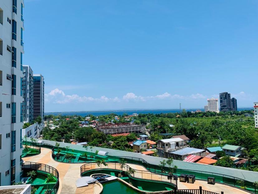 فندق ماكتانفي  The Mactan Town المظهر الخارجي الصورة